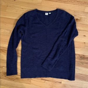 Gap sweater